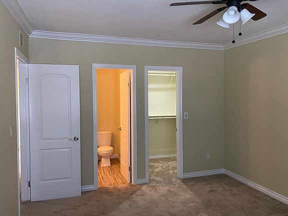 3rd image of 4455 Home Ave Unit 8