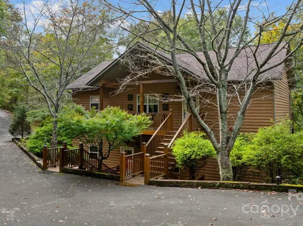 24 Pine Blf #17, Whittier, NC 28789