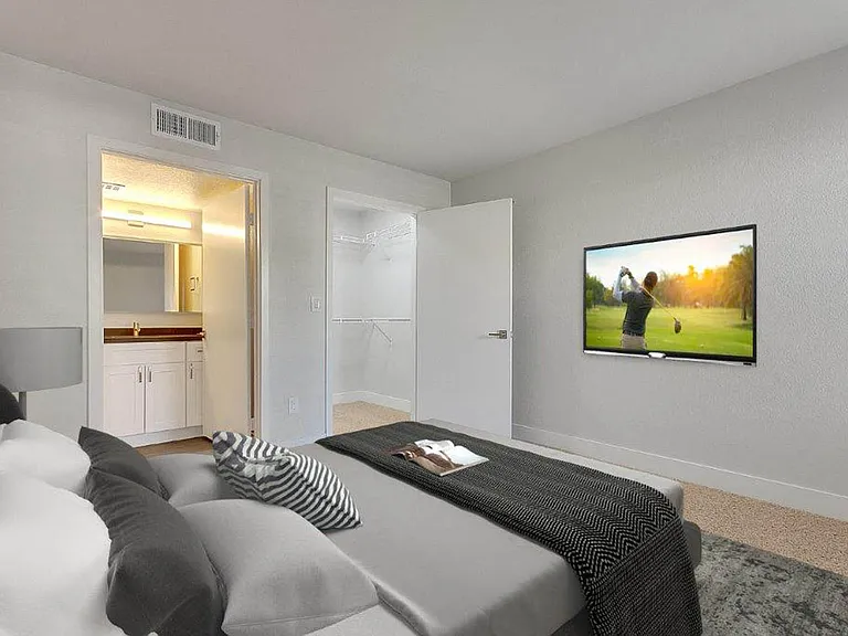 Bella Terra Apartments — Photo 24