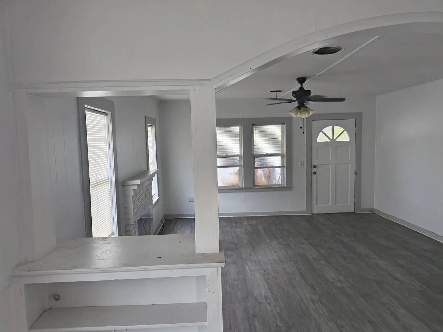 3 bed, 1.0 bath, 2200 sqft, $1,800 — Photo 4