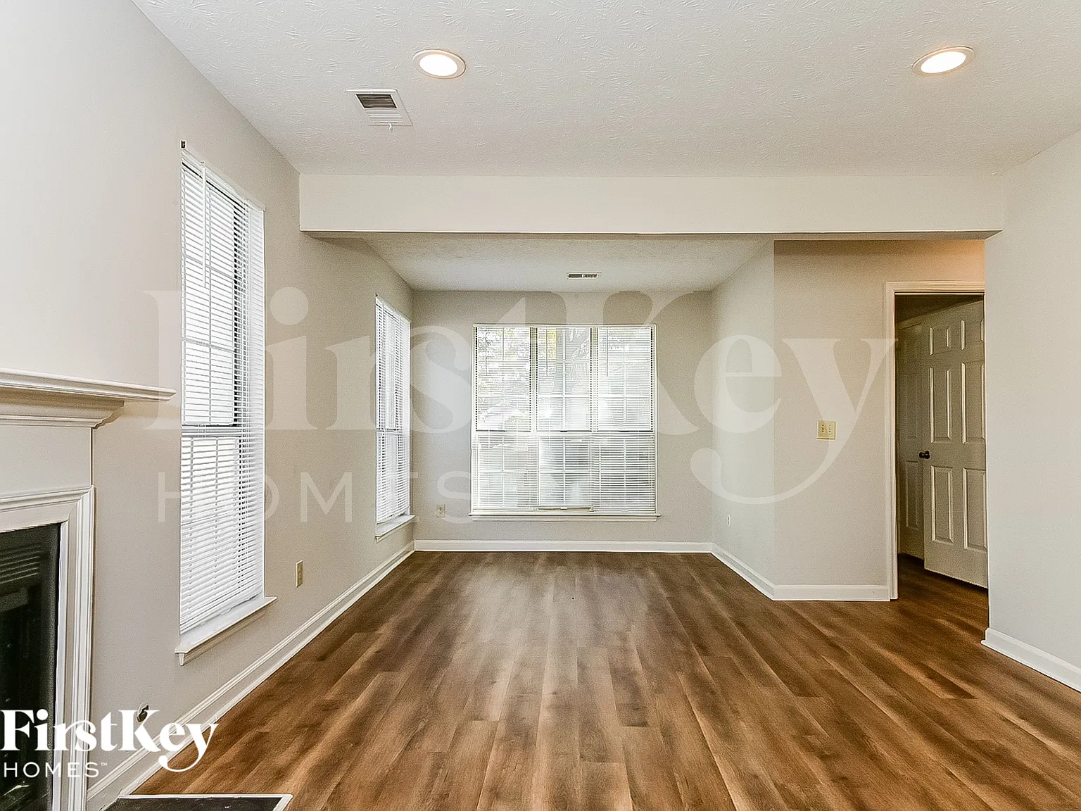 3 bed, 2.5 bath, 1440 sqft, $1,855 — Photo 4