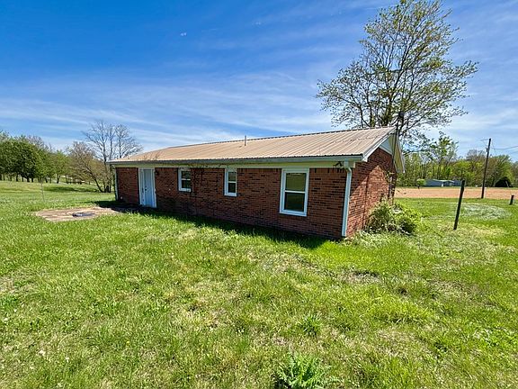 3rd image of 430 Gum Springs Rd