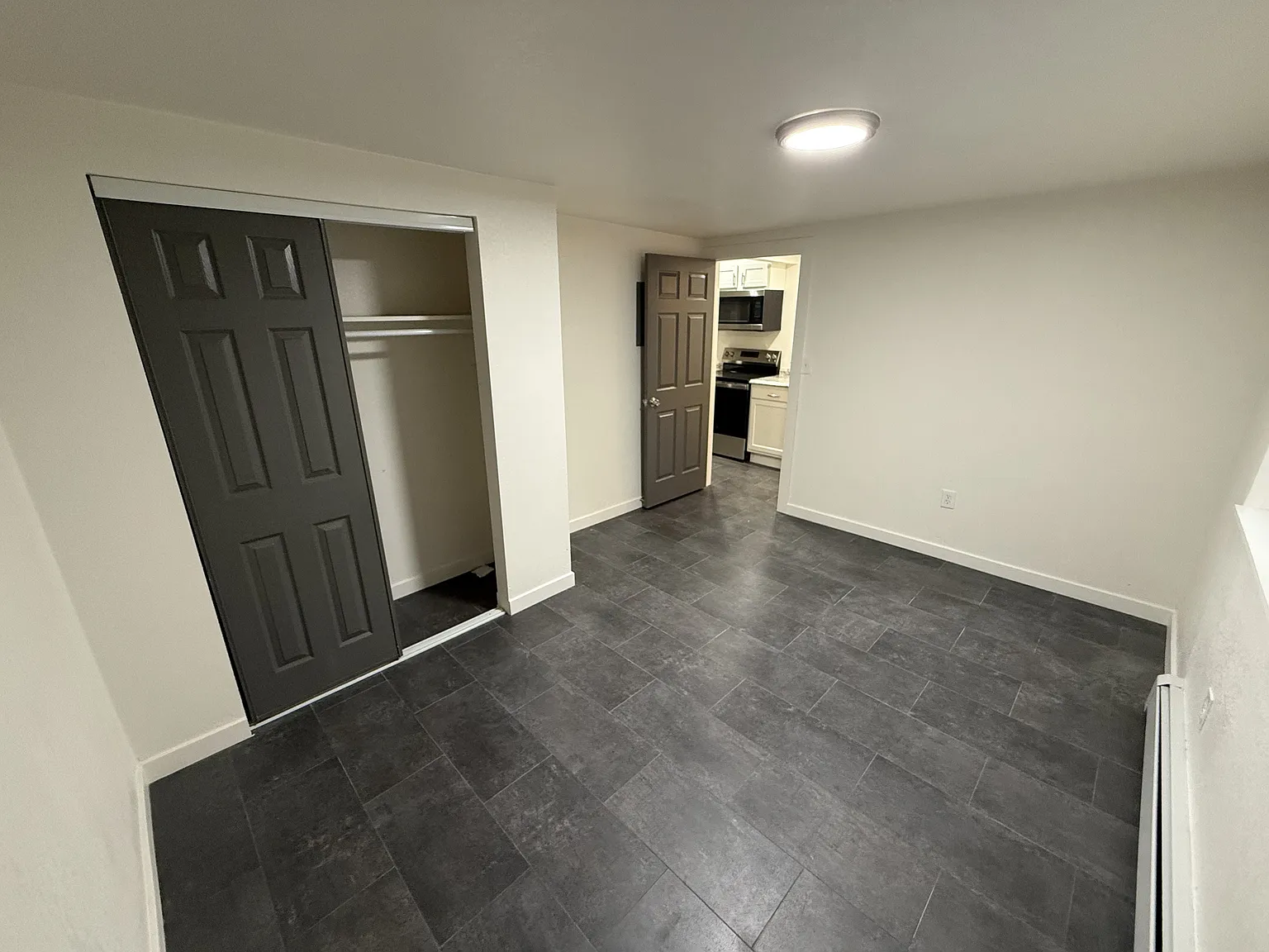 205 S 3rd Ave — Photo 4
