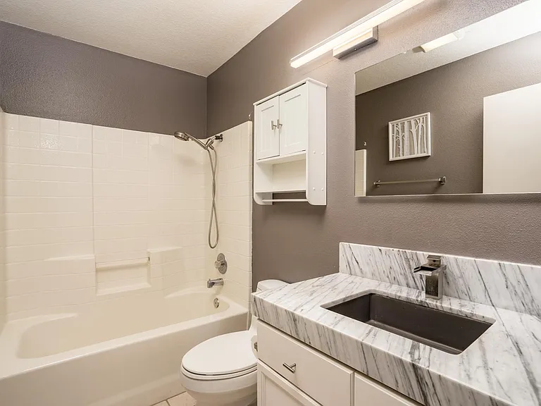 3424 E Lambeth Ct #B — Photo 14