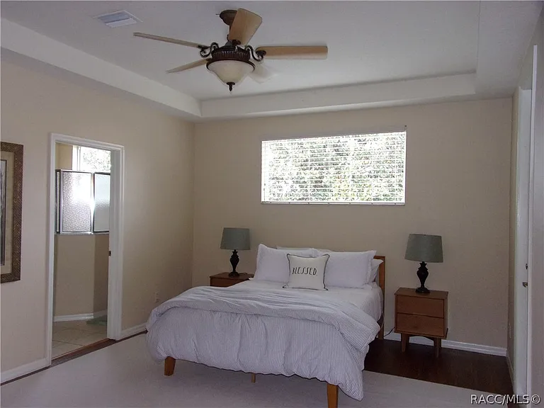 877 W Silver Meadow Loop — Photo 18