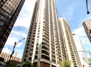 400 E Ohio St APT 2302, Chicago, IL 60611