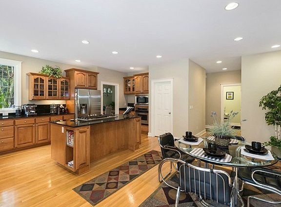 5th image of 12207 49th Ct NW