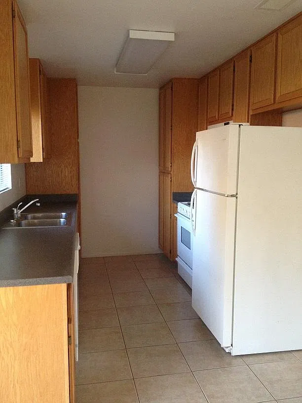 2 bed, $2,450 — Photo 2