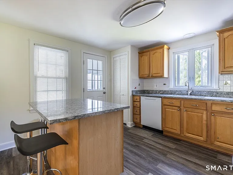 2759 Easton Tpke — Photo 14