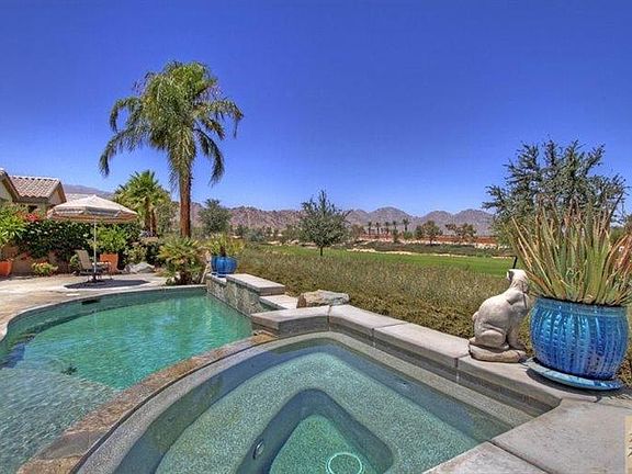 Sits on the 9th Fairway 