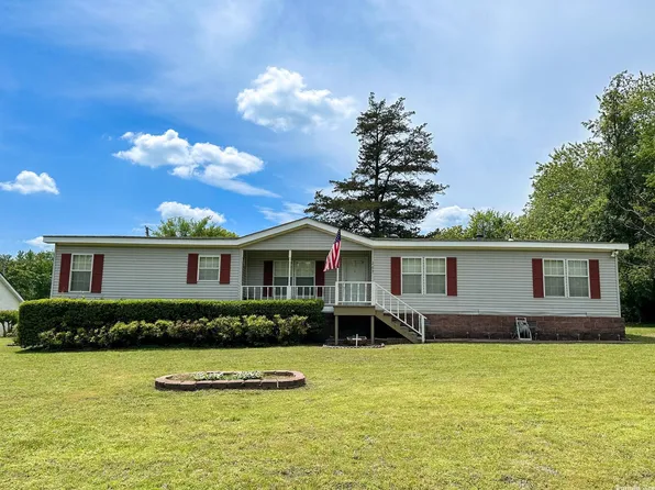 203 Searcy St, Pangburn, AR 72121