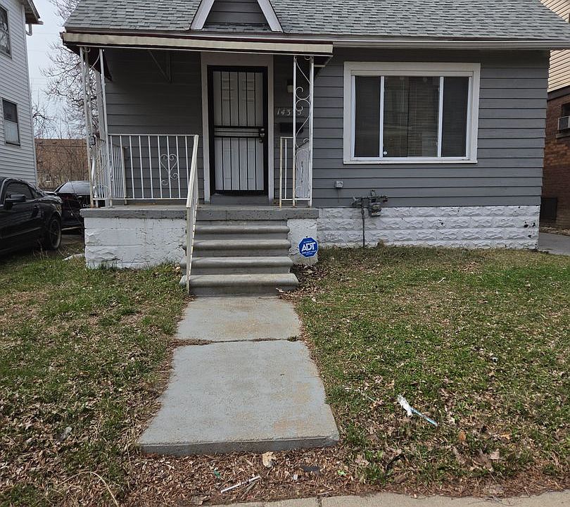 1st image of 14375 Terry St