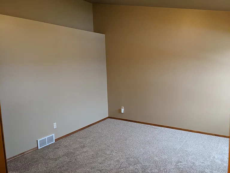 1749 Marissa Ct — Photo 14