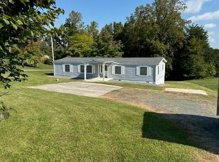 5199 Scruggs Rd, Moneta, VA 24121