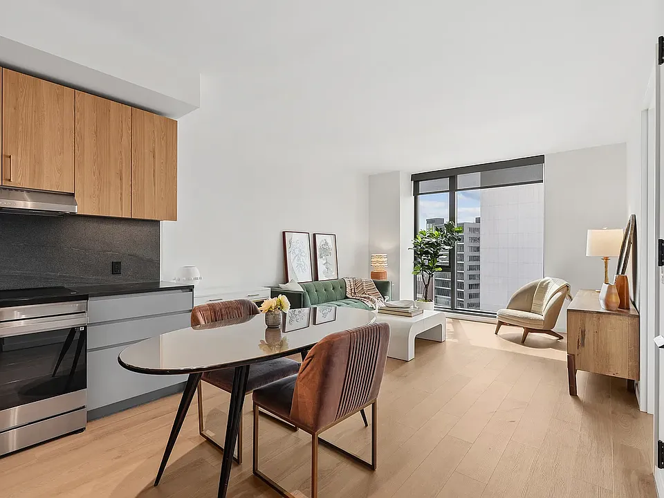55 Willoughby St #40C