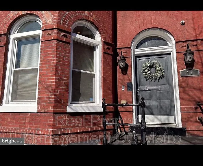 47 New York Ave NW — Photo 2