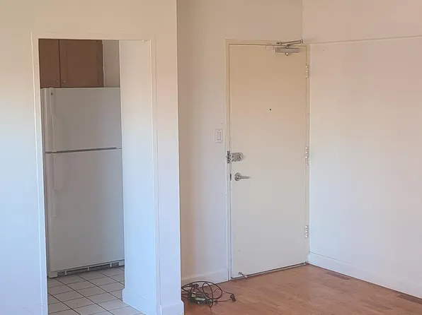 4980 N Marine Dr APT 832, Chicago, IL 60640