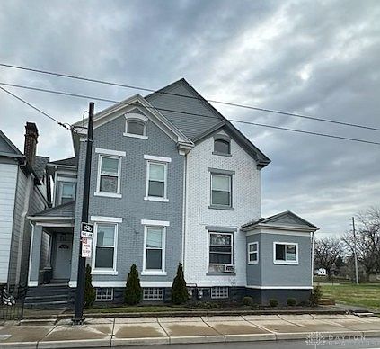 1st image of 324 & 328 Warren St #324