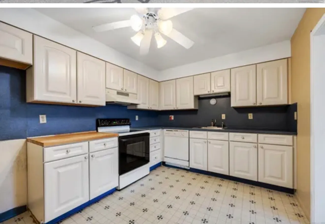 2 bed, 1248 sqft, $2,700 — Photo 2