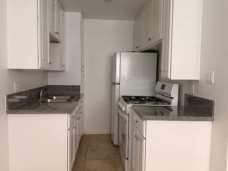614 N 3rd St — Photo 6