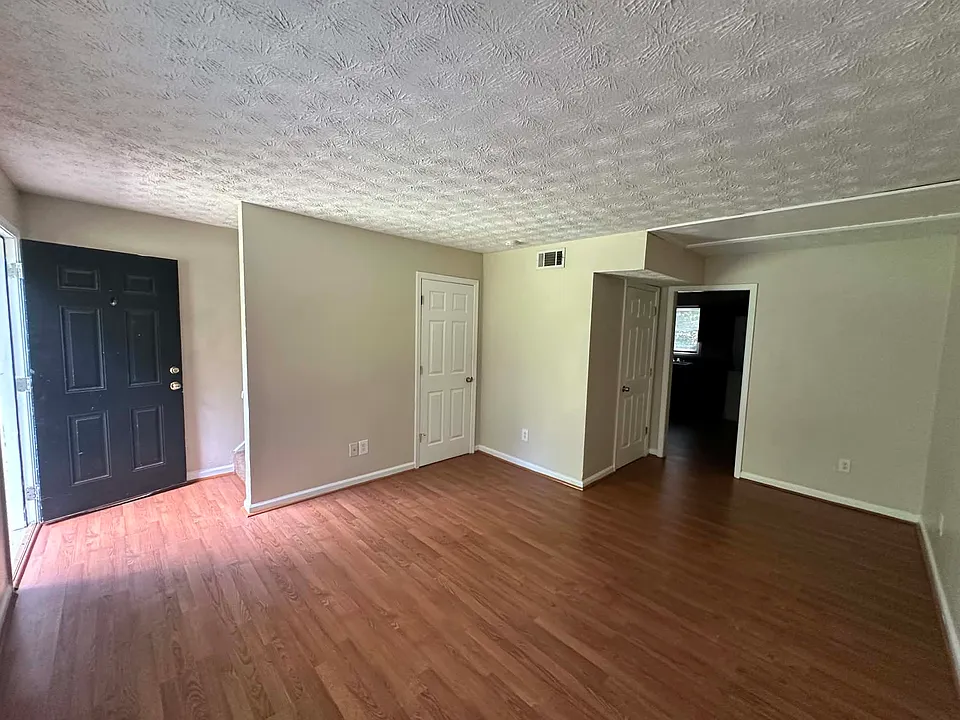 126 Ford St #6
