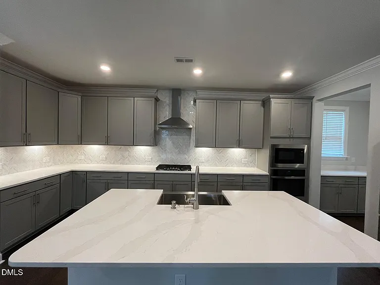 3011 Early Planting Ave — Photo 14