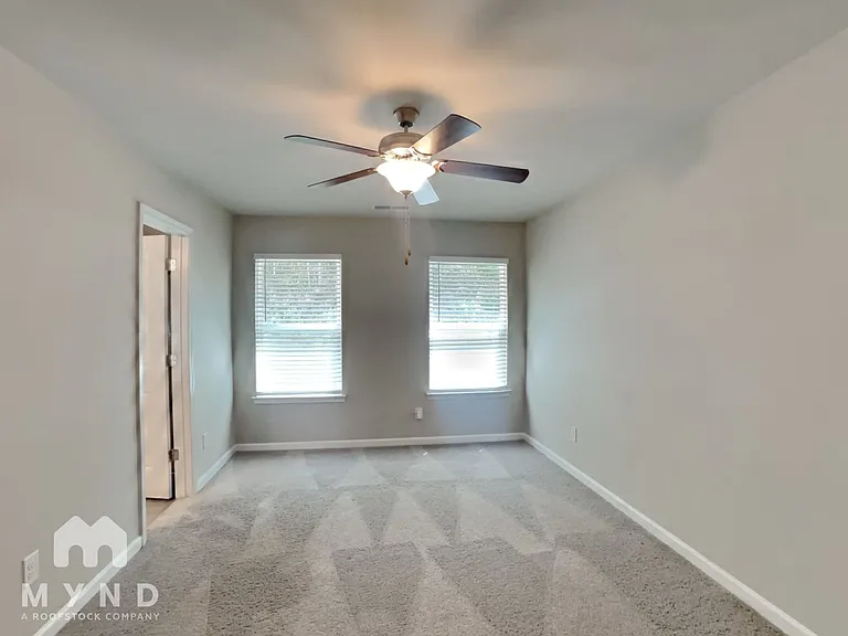 4952 Lower Elm St #18 — Photo 8