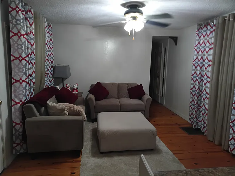 11401 Edison Ave — Photo 6