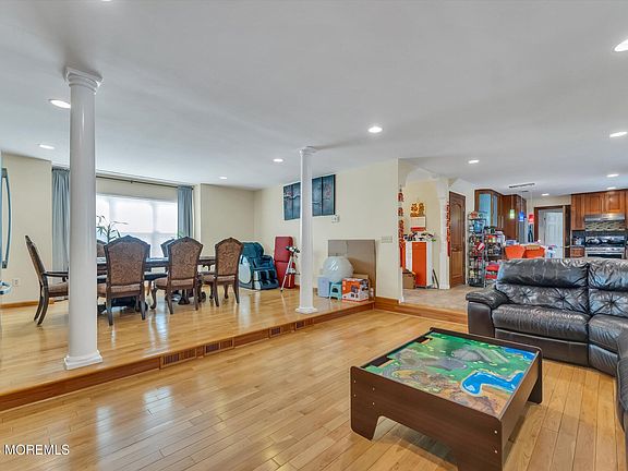 5th image of 6 Rizzo Court