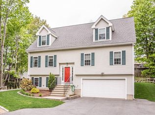 15 Pento Rd, Stoneham, MA 02180