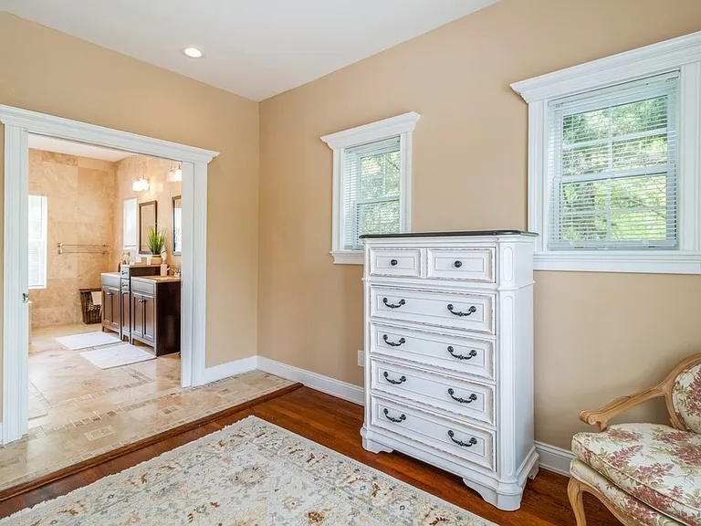 529 Montauk Hwy — Photo 20