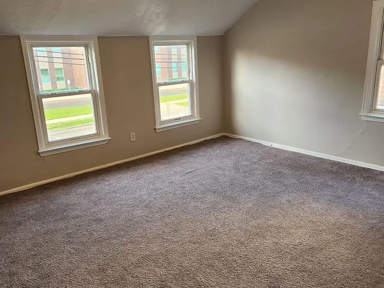 22370 Tracy Ave — Photo 11