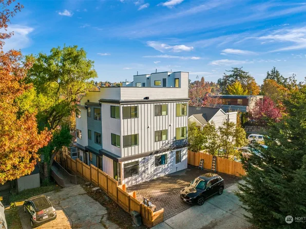 1703 26th Avenue #B, Seattle, WA 98122