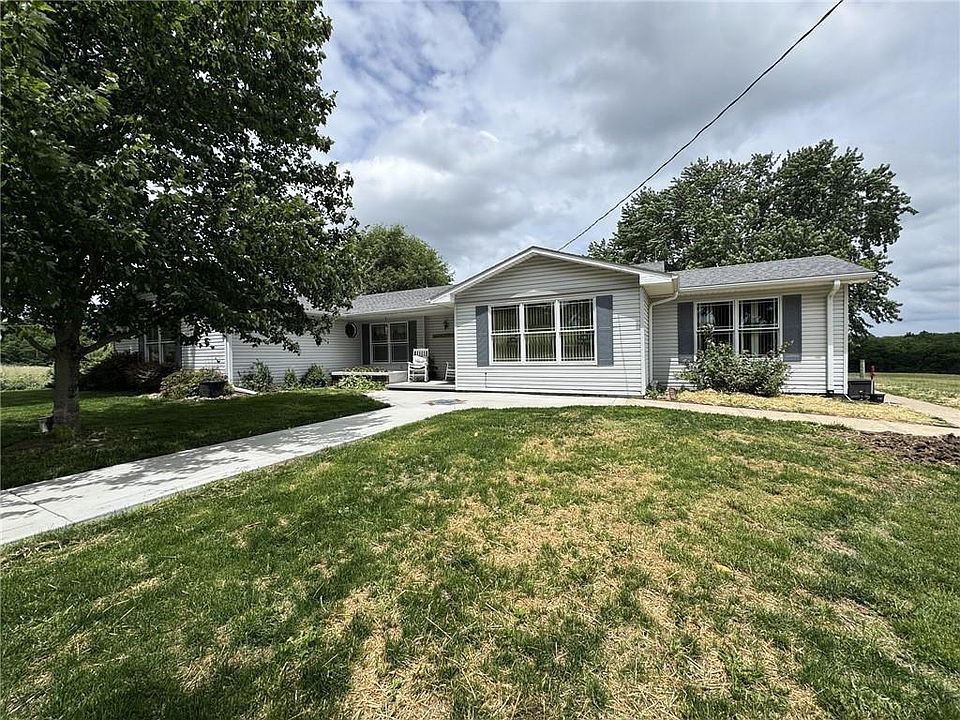 1st image of 26390 228th St
