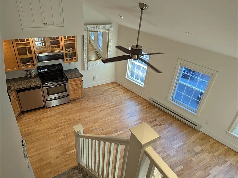 29 State St #3 — Photo 14