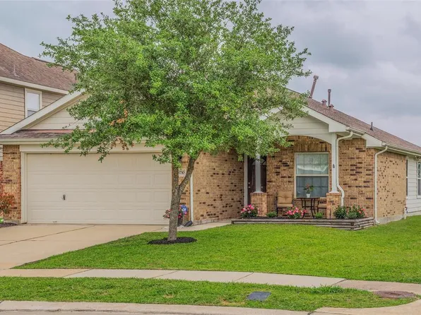 8710 Cielito Ln, Baytown, TX 77521