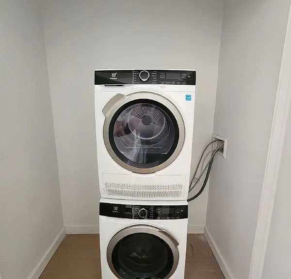 75 Webster St #101 — Photo 5