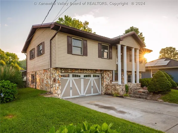 2605 Mountain View Dr, Saint Albans, WV 25177
