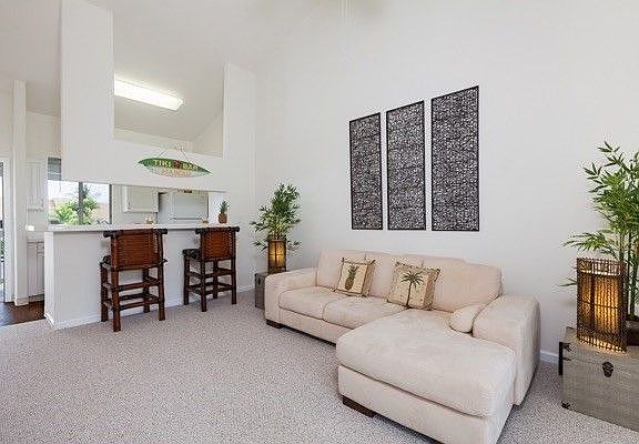 3rd image of 75-6081 Alii Dr APT X206