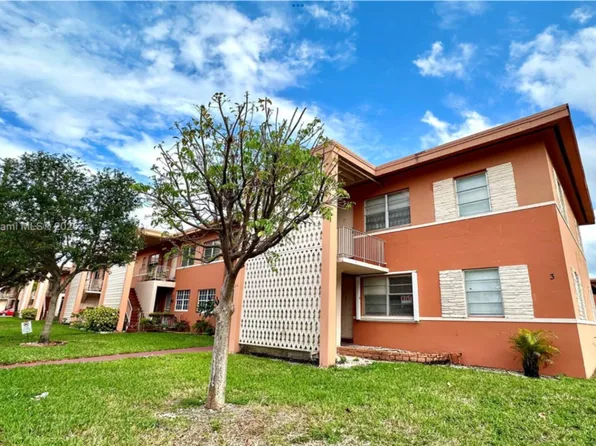 3670 SW 10th St #10A, Miami, FL 33135