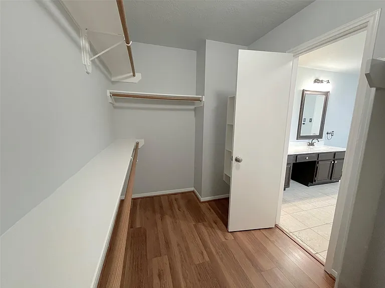 8919 Diamond Lake Ln — Photo 11