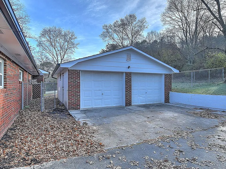 4151 Cameron Rd — Photo 22