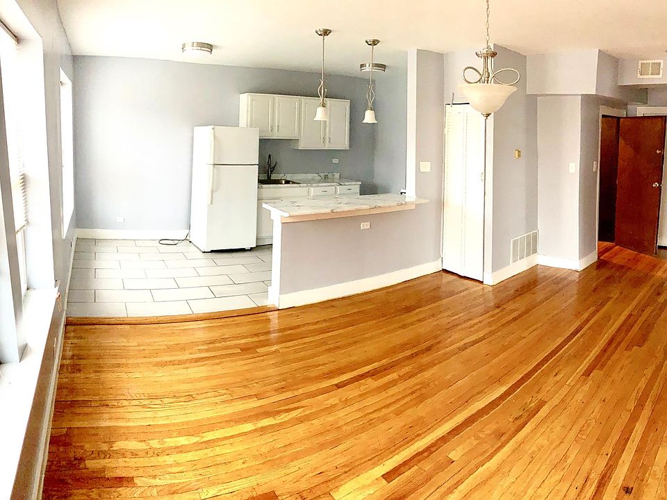 Welcome to our Spaulding building, Unit 205!