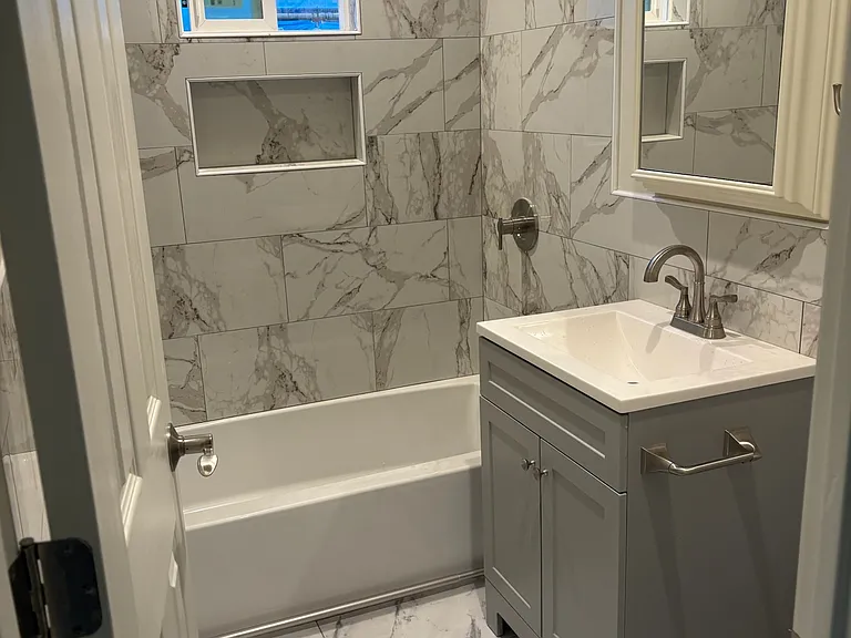319 E Lemon Ave #1/2 — Photo 1