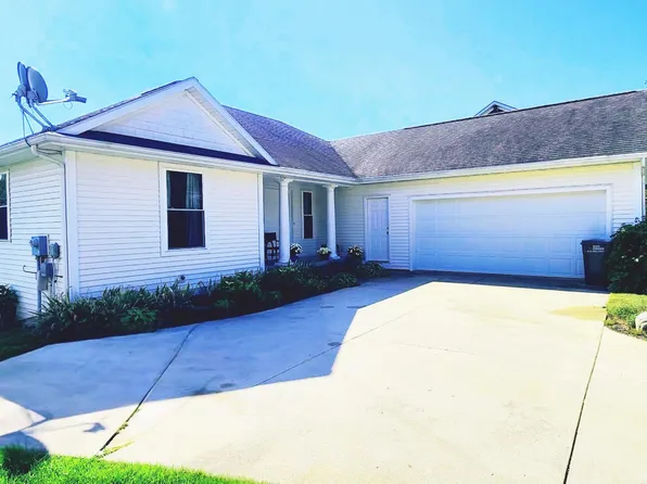 4960 Sequoia Dr SE, Grand Rapids, MI 49512