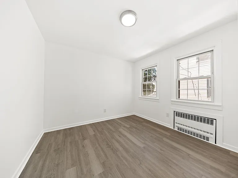 493 Beverly Rd #2 — Photo 12