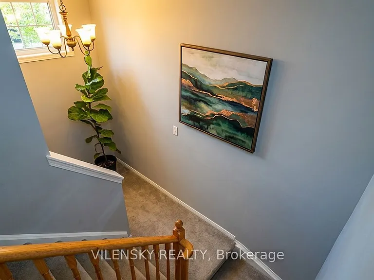 1331 Whitelaw Ave — Photo 8