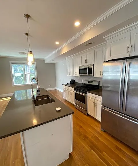 16 Linden Ave #7 — Photo 8