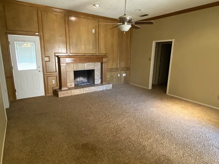 6818 Huron Ave — Photo 2