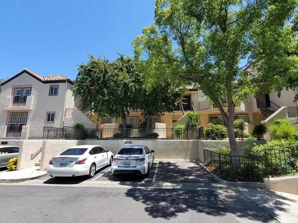24111 Del Monte Dr, Valencia, CA